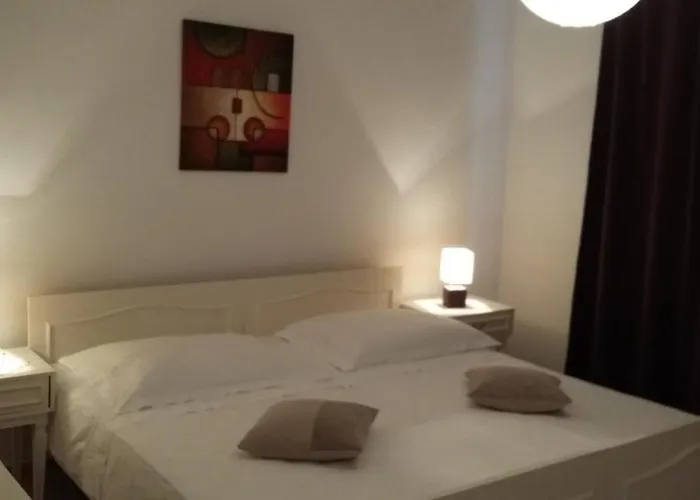 In With Terrace, Air Conditioning, W-lan, Washing Machine 3671-6 Apartament