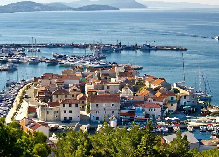 In With Terrace, Air Conditioning, W-lan, Washing Machine 3671-6 Appartement